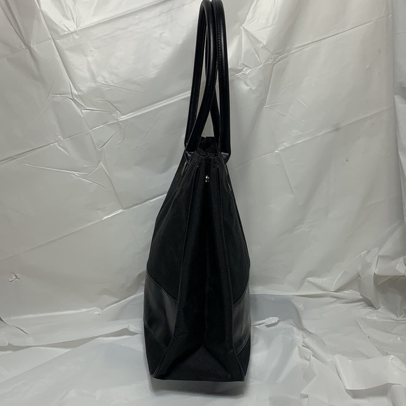 CALVIN Klein Black Fabric and PVC Tote w Magnetic Snap Closure - Picture 4 of 11